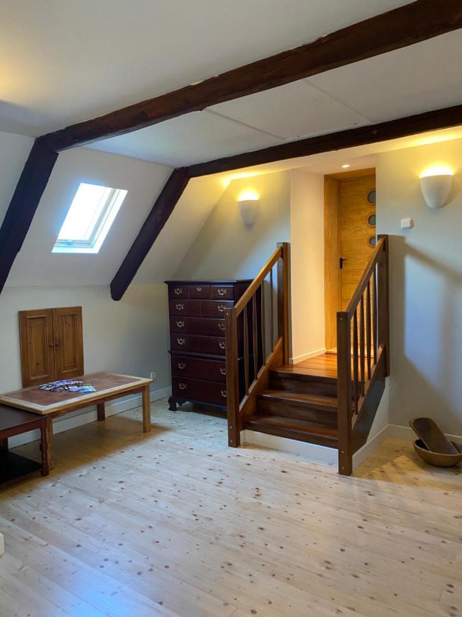 Apartman Na Statku Miskovice  Ngoại thất bức ảnh